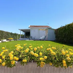 https://villa-luxury-a-2-passi-dal-mare.sicilyhotelsitaly.net